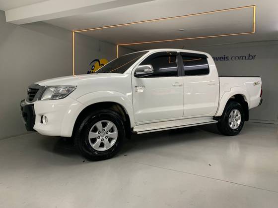 TOYOTA HILUX 2.7 SRV 4X4 CD 16V FLEX 4P AUTOMÁTICO TOYOTA HILUX 2.7 SRV 4X4 CD 16V FLEX 4P AUTOMÁTICO
